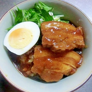 豚の角煮の残りで角煮玉丼